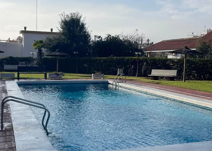 Elegante With Pool Near The Sea Lejlighed