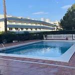 Elegante With Pool Near The Sea Апартаменты *