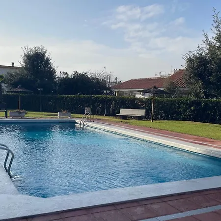 Elegante With Pool Near The Sea 公寓 滨海略雷特