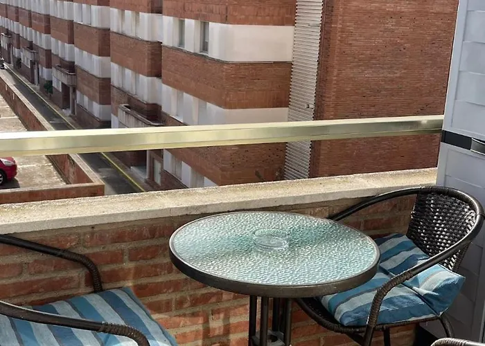 Elegante With Pool Near The Sea Апартаменты