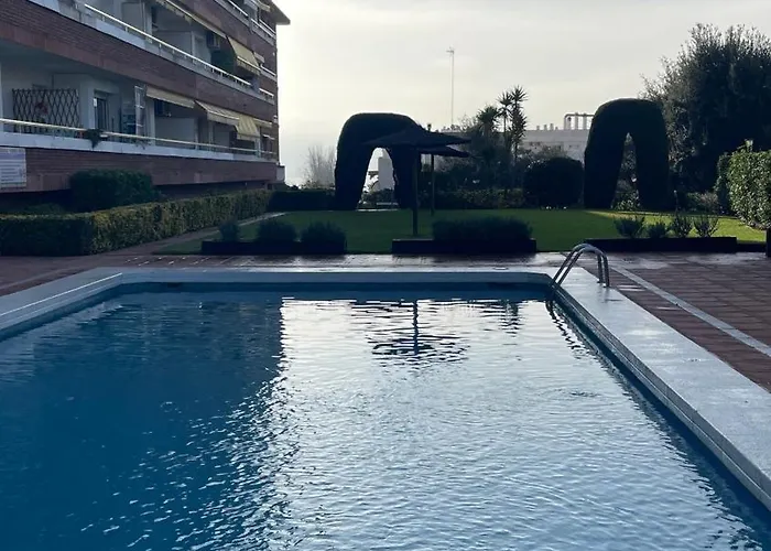 Апартаменты Elegante With Pool Near The Sea Льорет-де-Мар